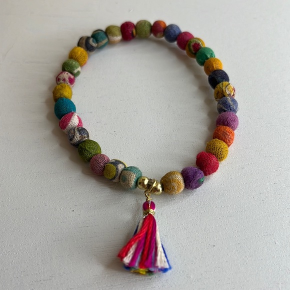 KANTHA BEAD STRETCH BRACELET - Picture 6 of 7